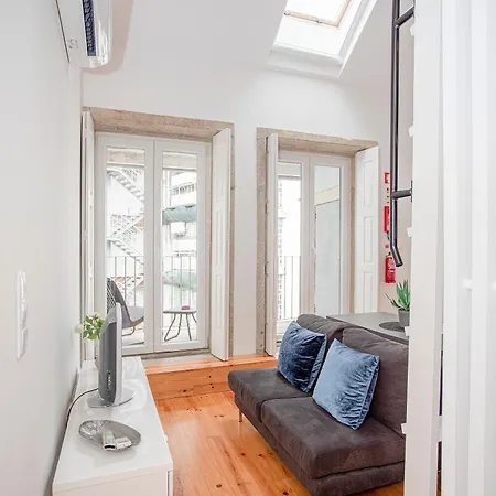 Apartment Liiiving In - Heart Of Mezzanine Porto