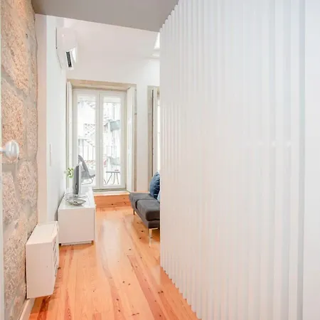 Apartment Liiiving In - Heart Of Mezzanine Porto