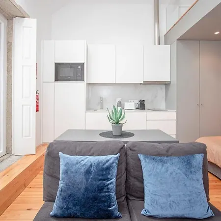 Apartment Liiiving In - Heart Of Mezzanine Porto