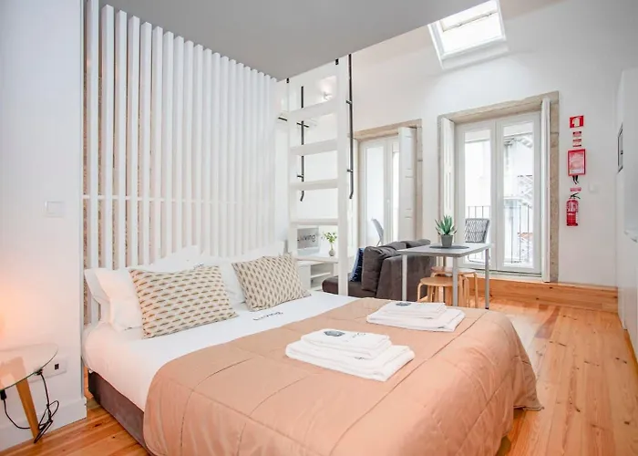 Apartment Liiiving In - Heart Of Mezzanine