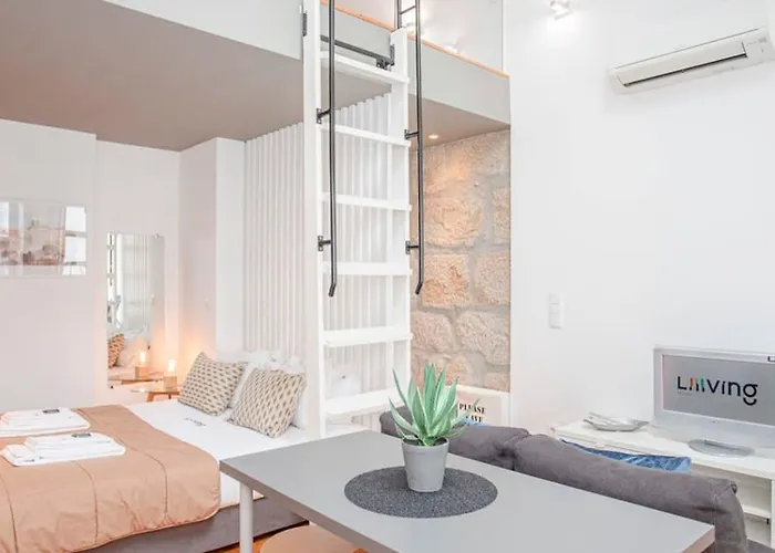 Apartment Liiiving In - Heart Of Mezzanine Porto