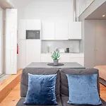 Liiiving In - Heart Of Mezzanine *