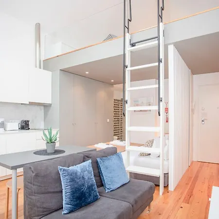 Liiiving In - Heart Of Mezzanine Appartement Oporto