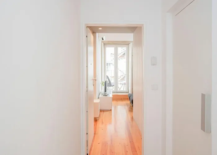 Liiiving In - Heart Of Mezzanine דירה פורטו